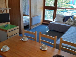 Appartement Centre Station avec Balcon et Wifi Gratuit - FR-1-346-407